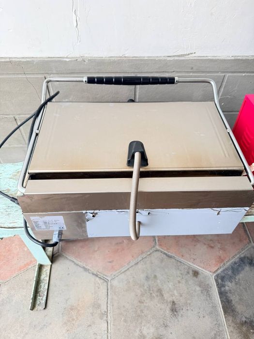 Хот дог аппарат ва тостер