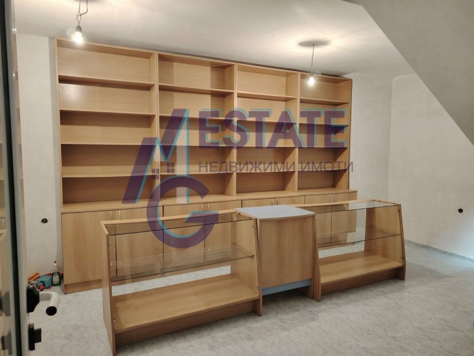 Продава се Офис в Бургас, Център - 18 кв.м за 945 €/кв.м - Снимка #1
