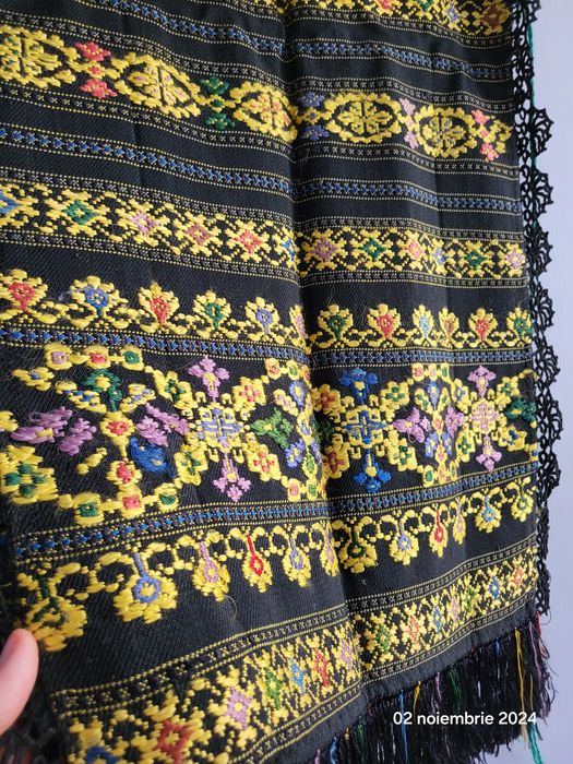 Catrinta/Soarte/Fusta matase vechi 100 ani