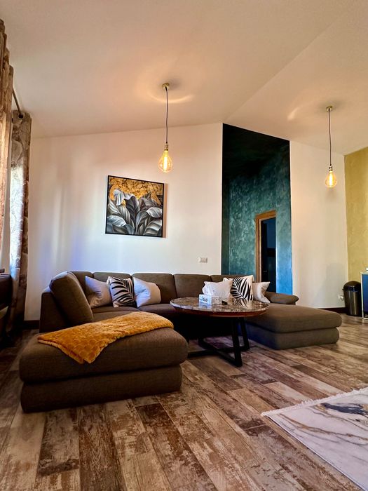 Vila de inchiriat in regim hotelier, Bucuresti Aeroport ,iesire la lac