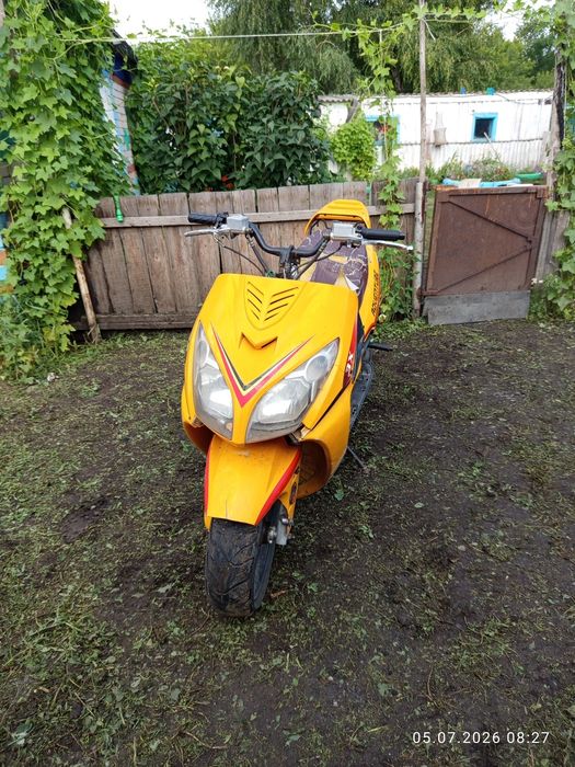 Продам  скутр  150куб