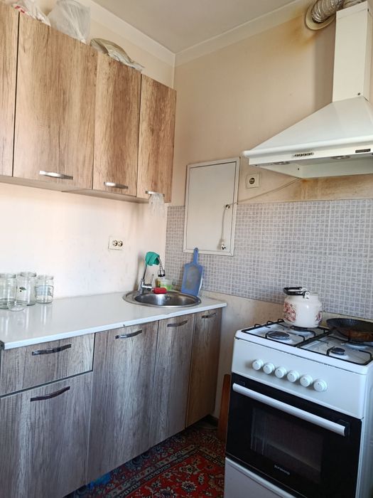 Срочна сотилади Сергили 2*3 метро станция