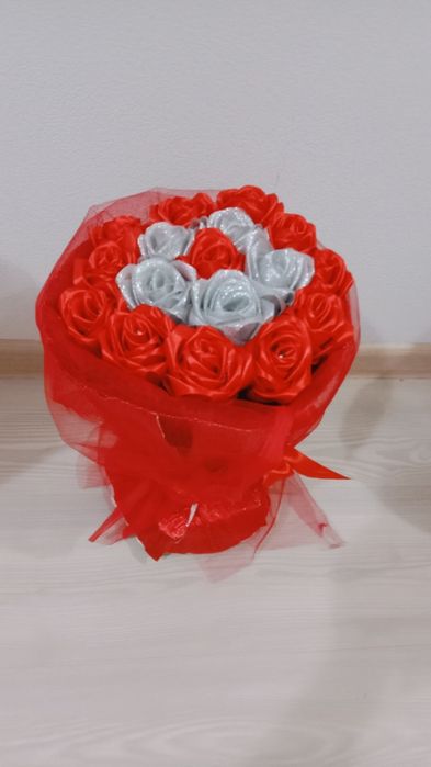 Қол Өнер естен кетпес естелік Гүл