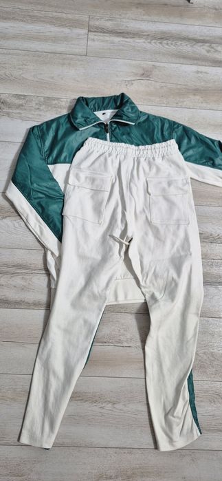 Set bluza de trening si pantaloni S