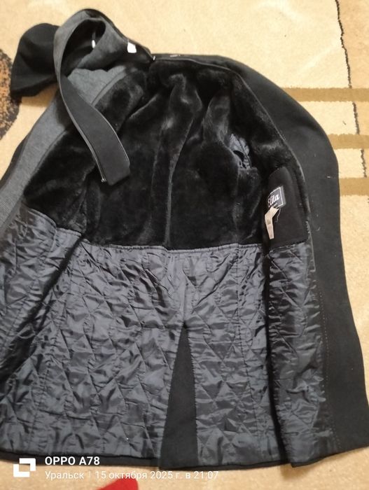 Продаю польто  зимнее