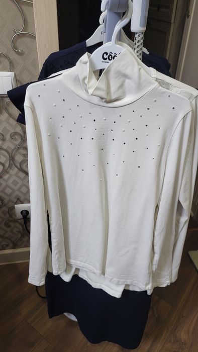 Блузки и водолазки для школы