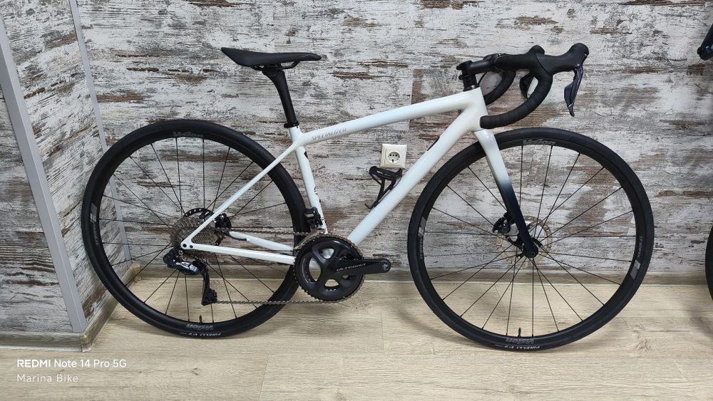 Карбонов шосеен велосипед Specialized Aethos Expert Ultegra Di2 | 49