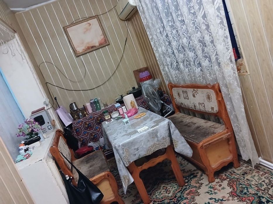 4 mavze 3 etaj 1 xona uy sotiladi