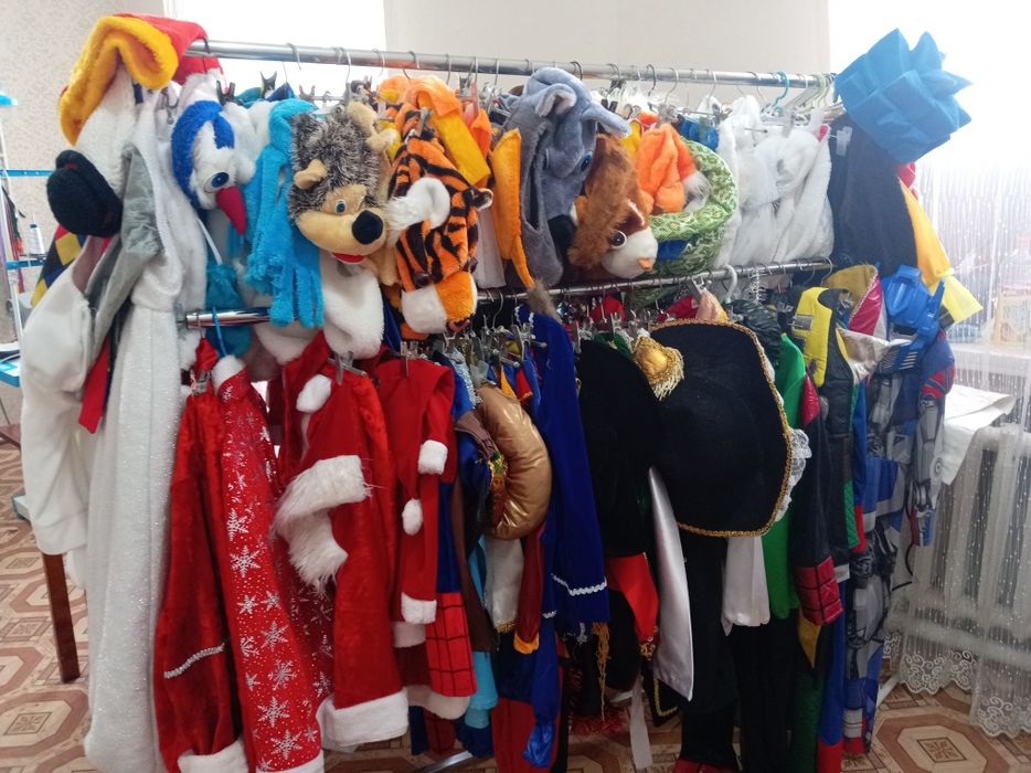 Продам ногодние кастюм. Б/у