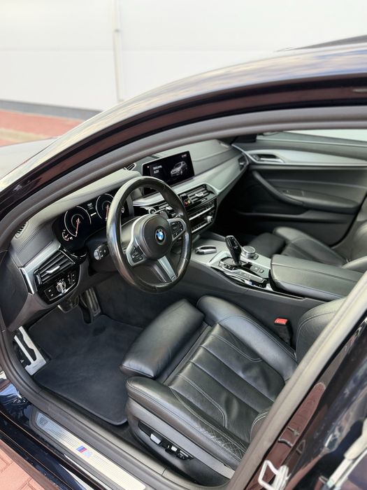 BMW 530e ~M Pachet~