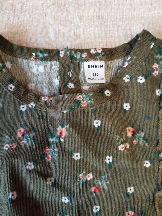 Детски рокли с дълъг ръкав