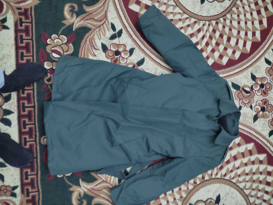 Военное пальто не одевал новое