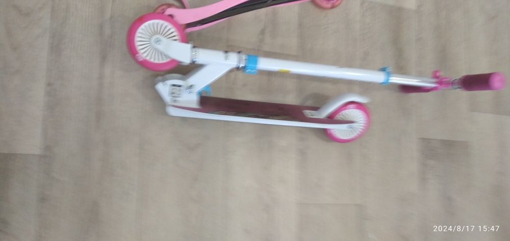 Продам самокат для девочки