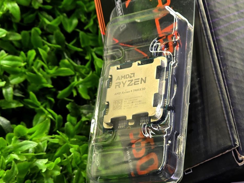 Комплект AORUS B650 ELITE AC + Ryzrn 9 7900X3D