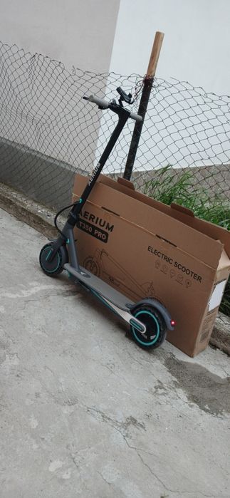 Trotinetă electrică AERIUM T350 PRO albastră