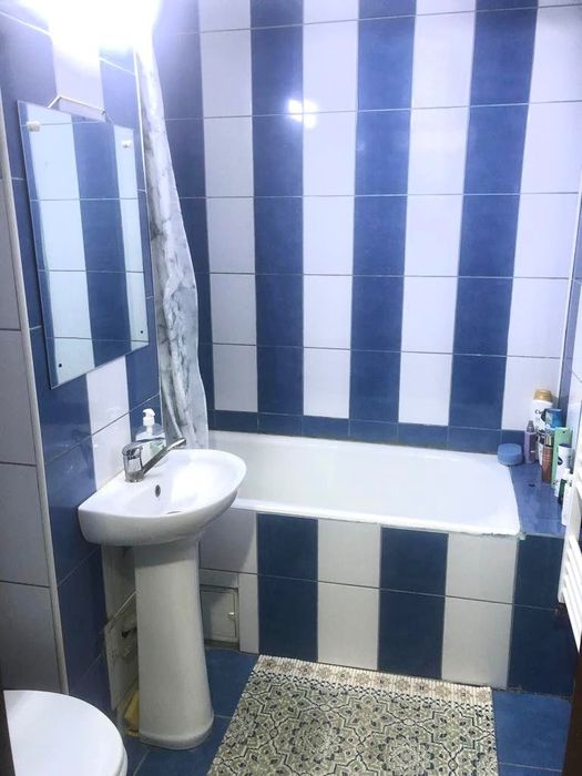 Vând garsonieră în Competrol
