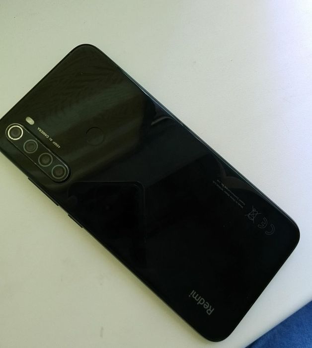 Redmi note 8,64 Гб