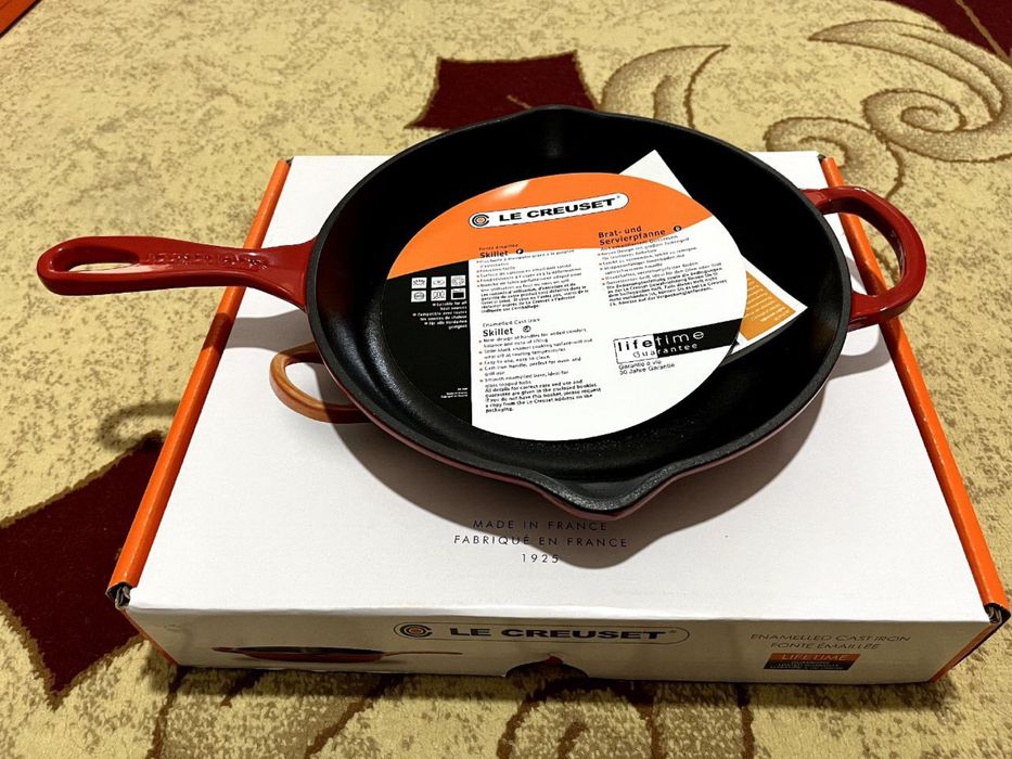 LE CRUEUSET Чугунная кастрюля