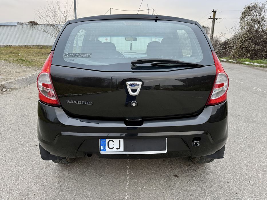 Dacia Sandero an 2012 1,2 benzina (4 cilindri ) 75 Cp Euro 5 Proprieta