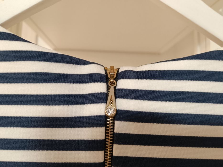 Rochie mulata, albă cu dungi măsura S/M