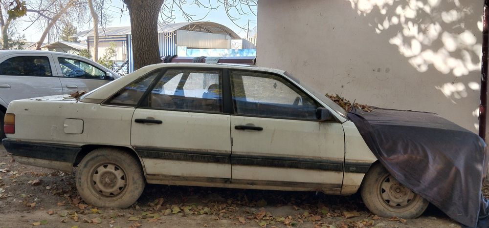 Audi 100, òzimizni moshina, qancha berolisiz kelishamiz