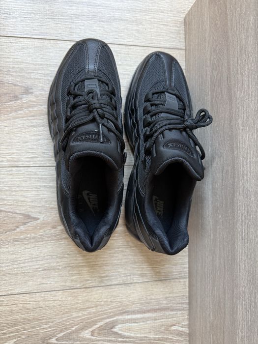 Nike Air Max 95 Essential Triple Black