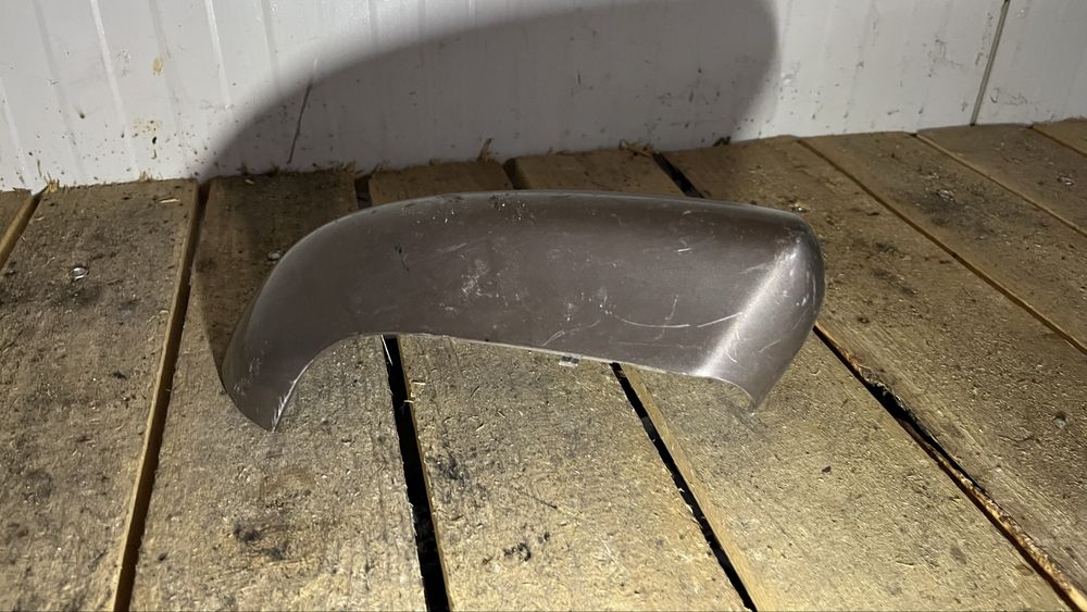 Капак за дясно огледало Nissan Qashqai 2010-