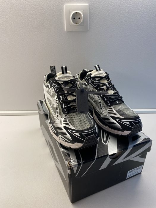Off-White обувки