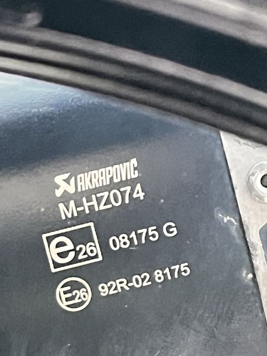 Yamaha yzf125r akrapovic