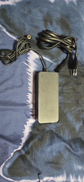 Incarcator original trotineta Xiaomi Pro 4