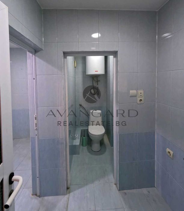 Продава се Тристаен апартамент в Пловдив, Кючук Париж - 85 кв.м за 1110 €/кв.м - Снимка #4