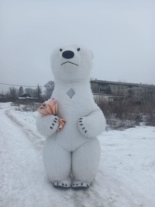 Продам 3-метрового мишку.