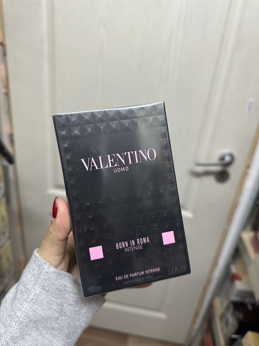Valentino born in roma intense