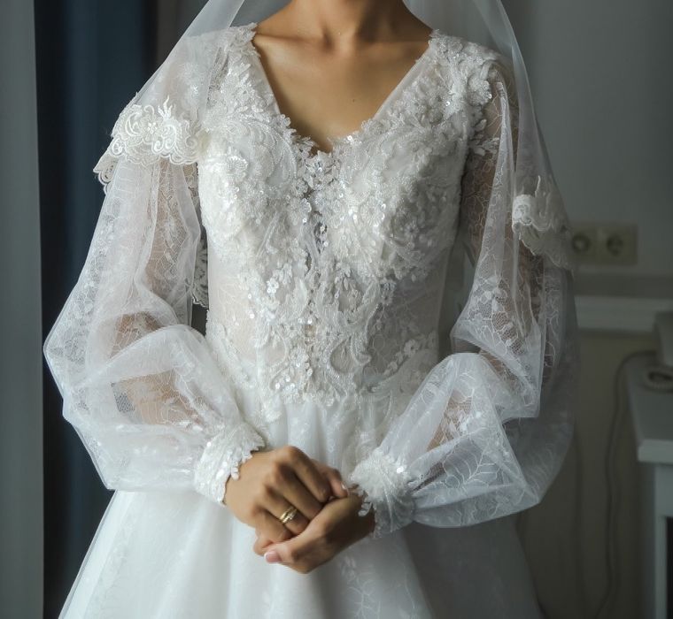 Свадебное платье