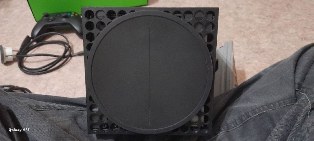 Игровая консоль Xbox series X 1TB