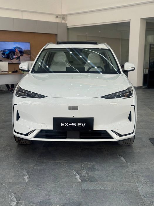 Gai Aion 60 or Geely EX5 EV