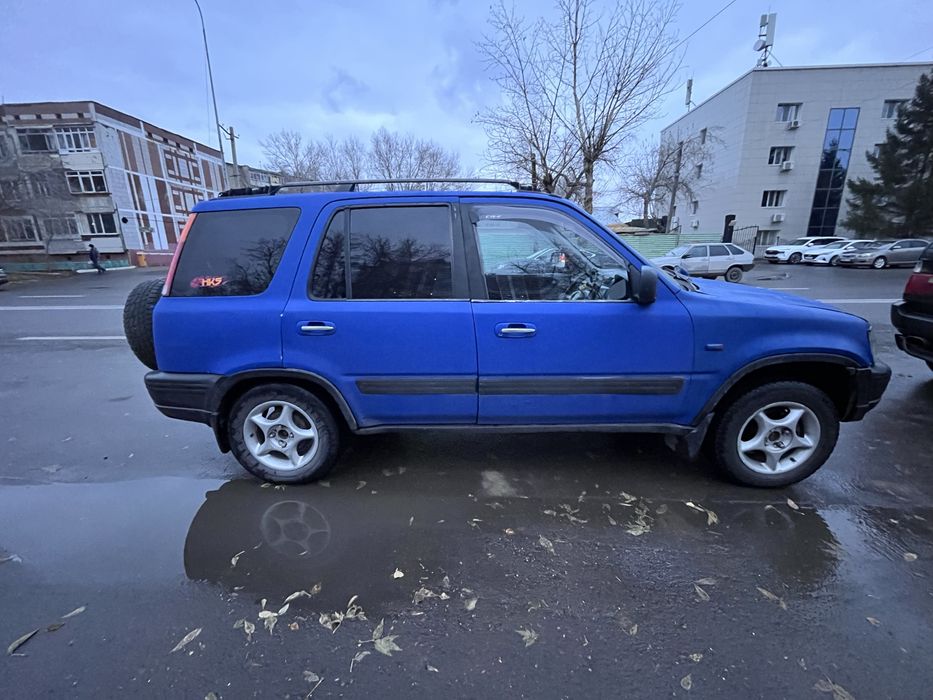 Срочно продам хонду срв 96 года