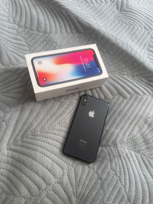 Айфон x в идеальном состоянии