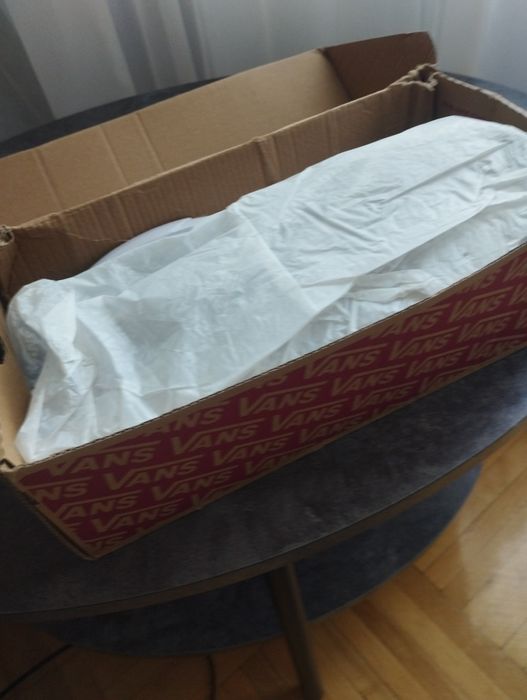 Продам кеды VANS