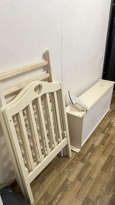 Отдам даром детскую кроватку