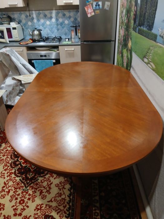 Обеденный стол б/у