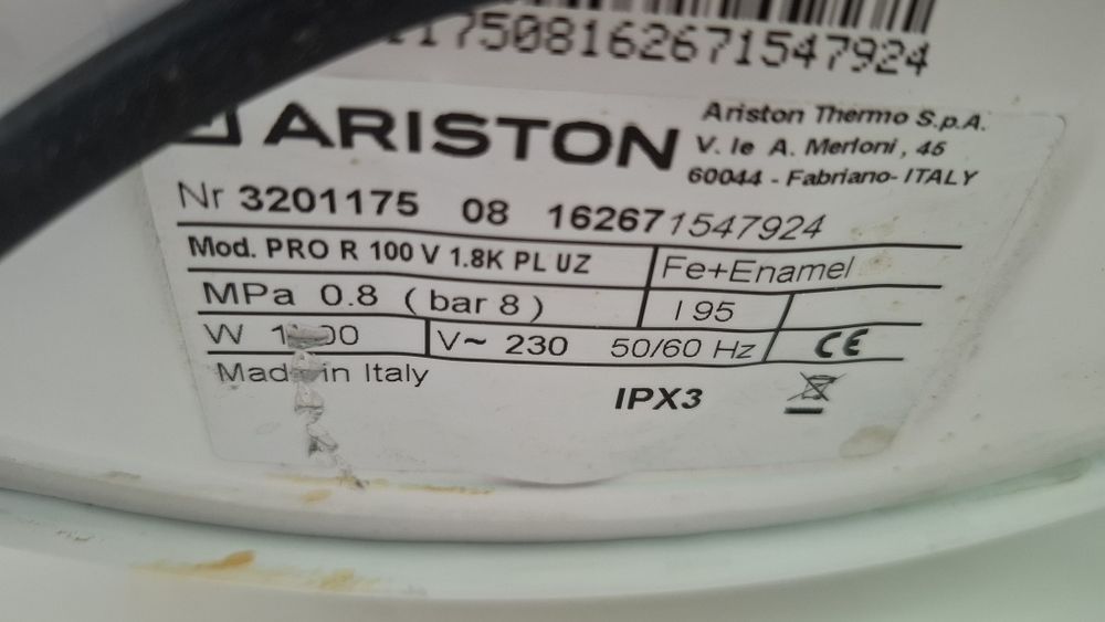 Водонагреватель , бойлер  Аристон