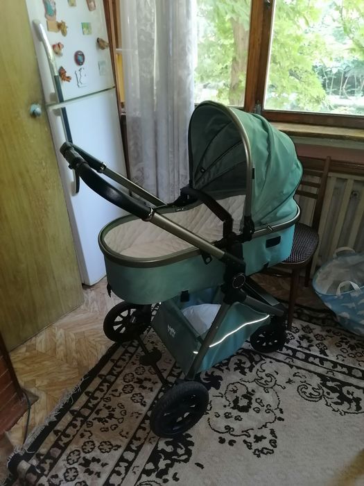 Продам детскую коляску трансформер б/у