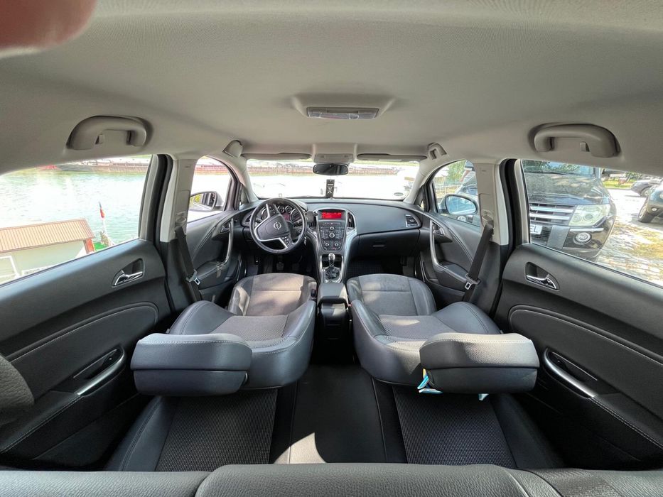 OPEL Astra 2013 — imagine 5