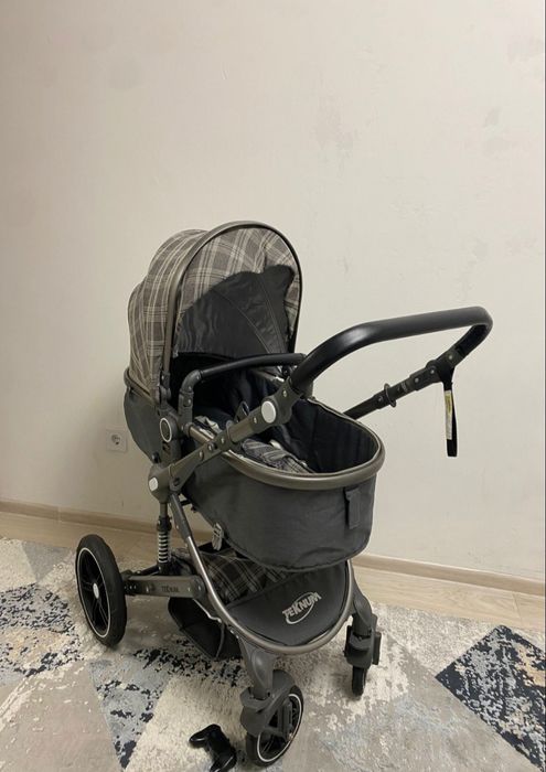 Продам коляску 3 в 1 от фирмы Teknym, авто кресло в комплекте новая