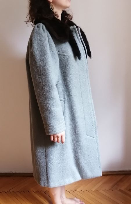 Зимнее пальто с норкой