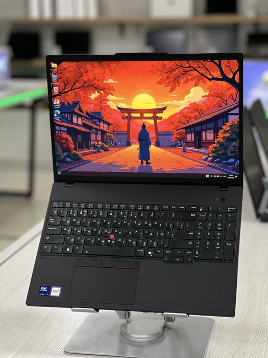 Lenovo thinkpad T16 | Core Ultra 5 | 16Gb DDR5