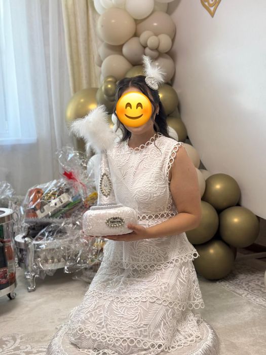 Продам платье белое - как новое