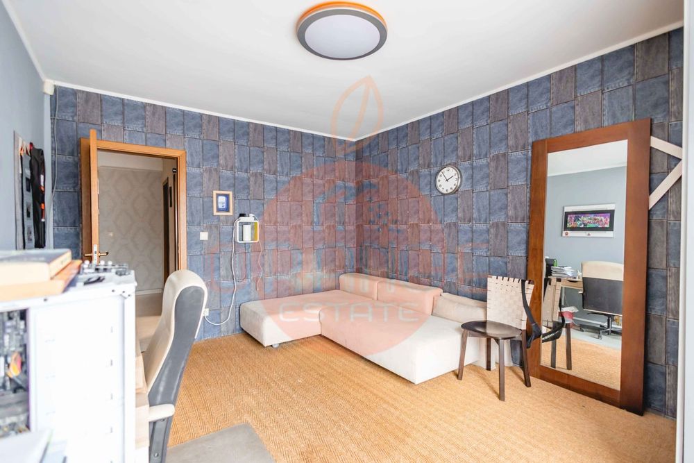 4-стаен в София-Студентски Град площ 140 цена 500000