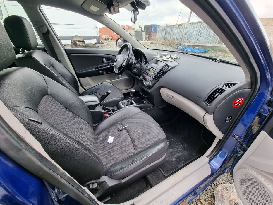 Dezmembrari  Kia CEED (ED)  2006  > 2012 2.0 CRDi 140 Motorina